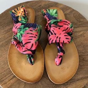 Tropical print sandals